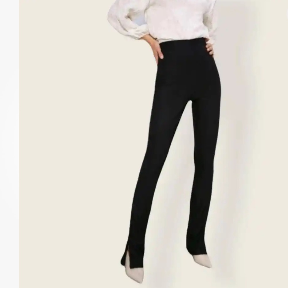 Zara Black Faux Suede Skinny‎ Ankle Zipper Pants. Size L (555)